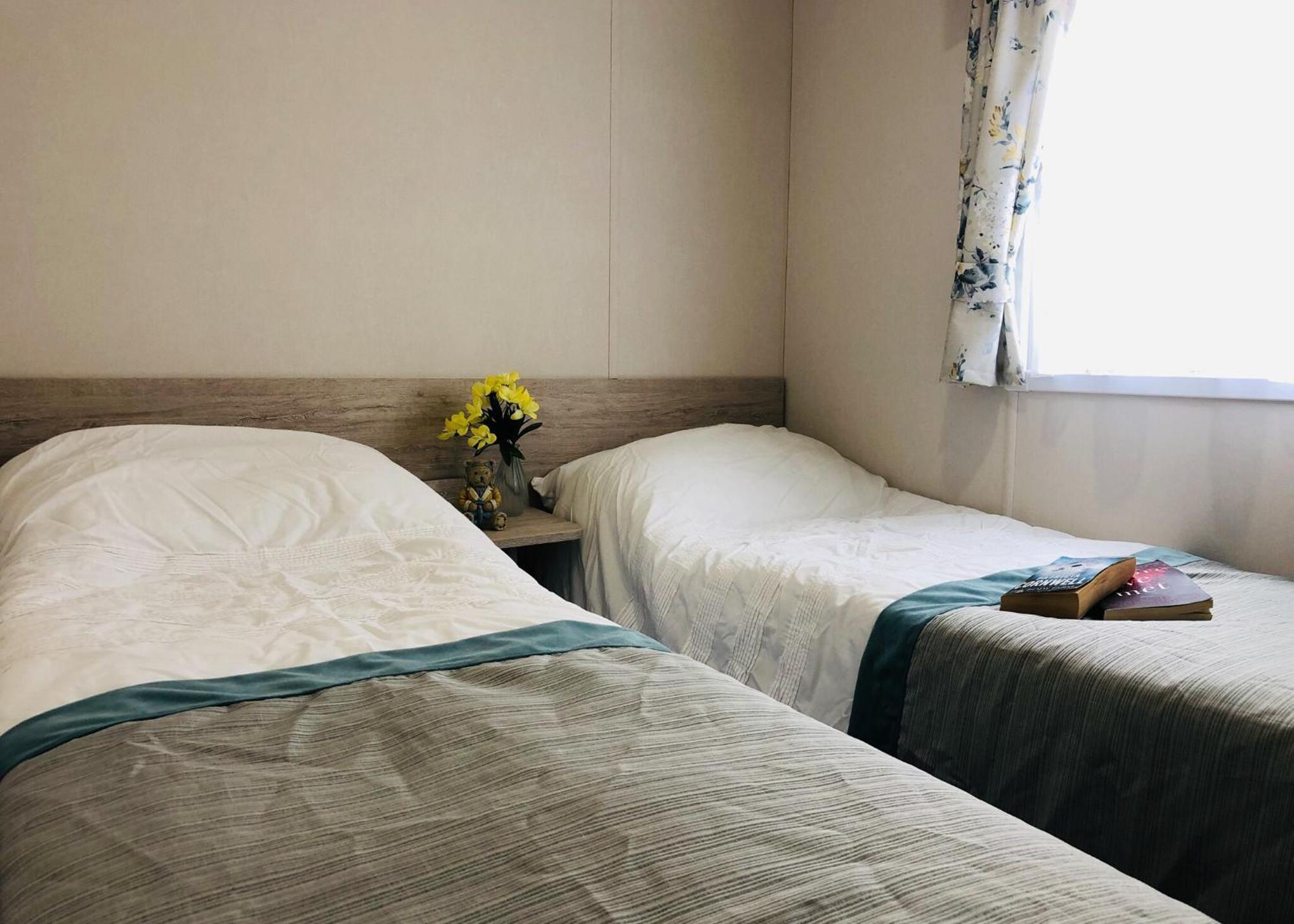 Burrowhead Holiday Village Isle of Whithorn Zimmer foto